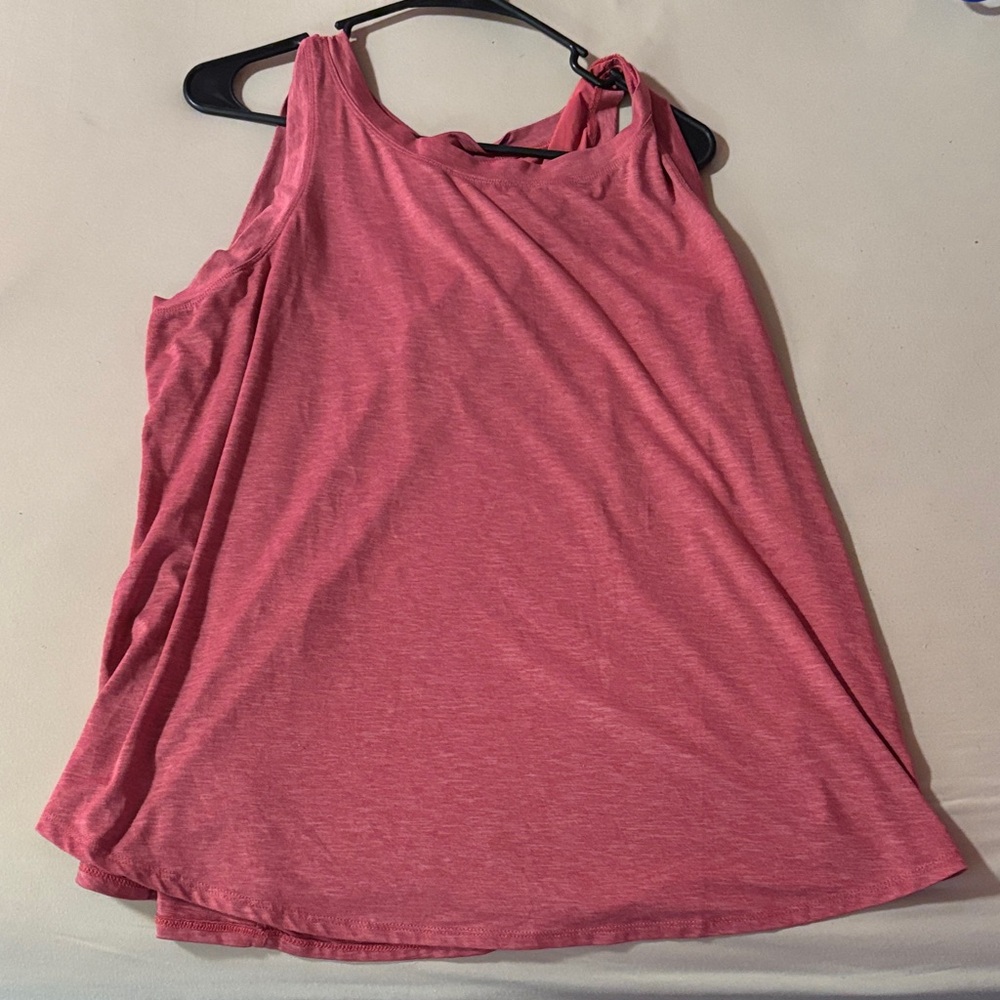 Chic Pink Sleeveless Tank Top